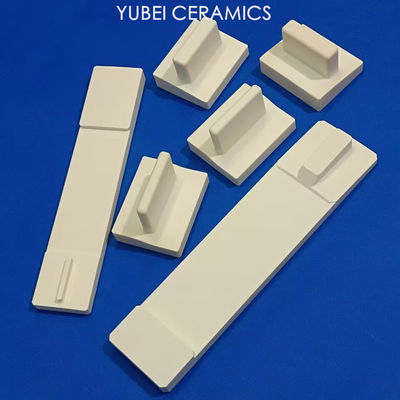 8 X 10 -6 /K hệ số mở rộng nhiệt tấm gốm nhôm cho các ứng dụng nhiệt độ